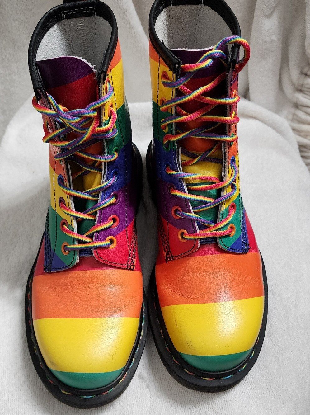 DR. MARTENS Rainbow Striped Women's Lace-Up Boots - Multi USW6 USM5 UK4 EU37